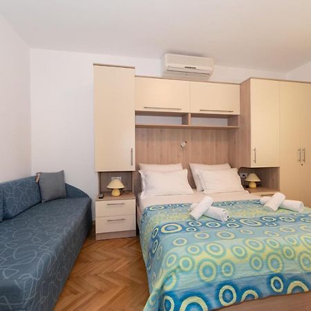 Apartman Dese 2+1 Tučepi Buitenkant foto