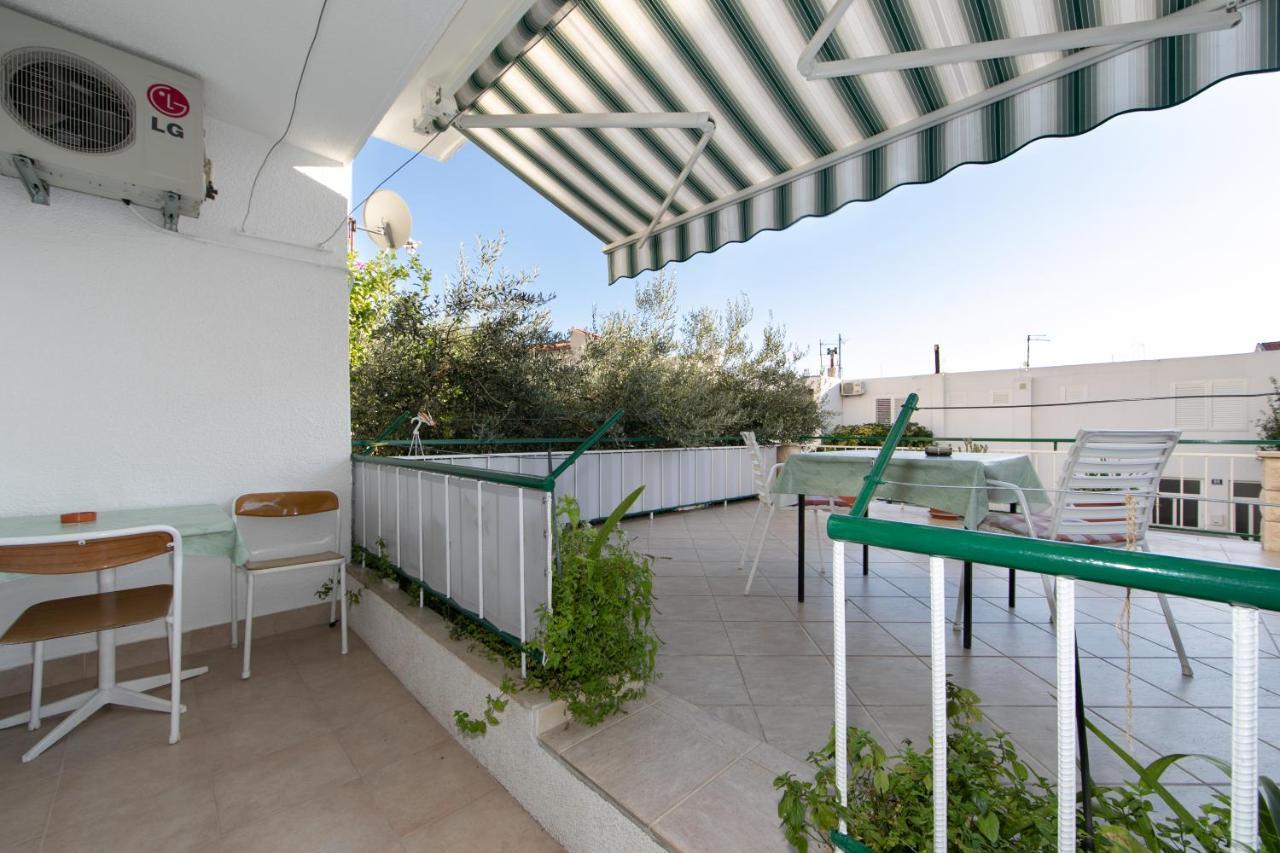 Apartman Dese 2+1 Tučepi Buitenkant foto